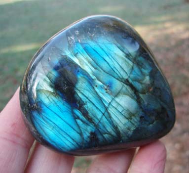 http://www.guerisseur-magnetiseur.ch/images/labradorite.jpg